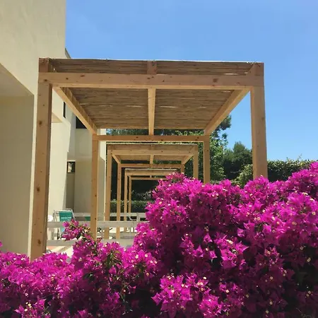 塞拉德利阿里米尼3号牵牛星公寓式酒店 公寓式酒店 奥特朗托